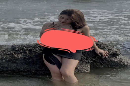 ทันใดนั้นช่างซ่อมท่อน้ำก็หลงใหลโดยสาวร้อนแรง