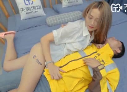 พ่อ -ในกฎหมายก็จับลูกสาวของเขา -ในเวลาส่วนตัวในช่วงเวลาส่วนตัว