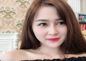 คลิปเพศที่มีเสน่ห์แสดงให้เห็นถึงความทุกข์ของ Karina ที่สวยงาม
