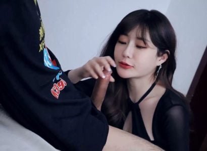 น้องสาวได้กลับไปที่บ้านเกิดของเธอเป็นเวลานานเพื่อ 