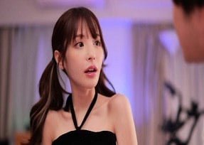 Kana Momonogi ในสื่อลามกที่น่าสนใจล่าสุด