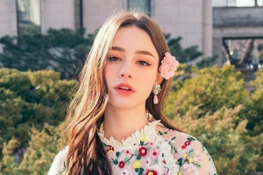 Shen Nana ขโมยแตงโมพอใจกับสรีรวิทยาที่อ่อนแอของสามีของเธอ